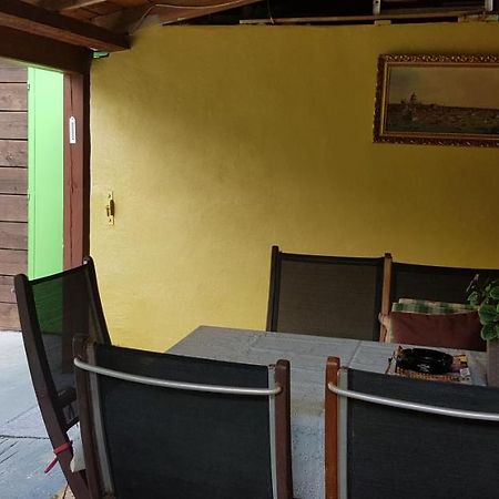 Apartmán KOI Apartman Veltrusy Kültér fotó